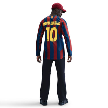 Nike Football Reissues Ronaldinho's Iconic FC Barcelona 05/06 Home Jersey
