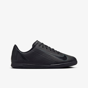 Nike Jr. Mercurial Vapor 16 Club Little/Big Kids' IC Low-Top Soccer Shoes
