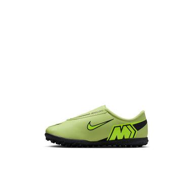 Nike Jr. Mercurial Vapor 16 Club Little Kids' Turf Low-Top Soccer Shoes