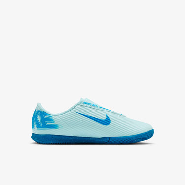 Nike Jr. Mercurial Vapor 16 Club Younger Kids' IC Low-Top Football Shoes